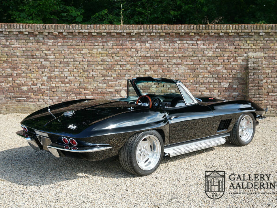 Immagine 37/50 di Chevrolet Corvette Sting Ray Convertible (1964)