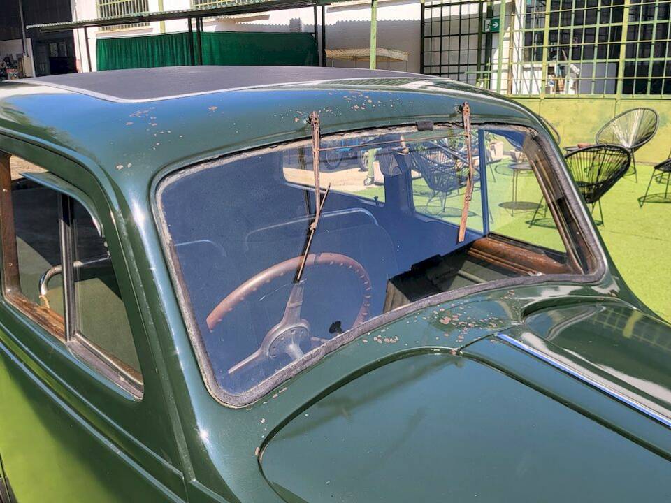 Image 23/75 of FIAT 1500 (1937)