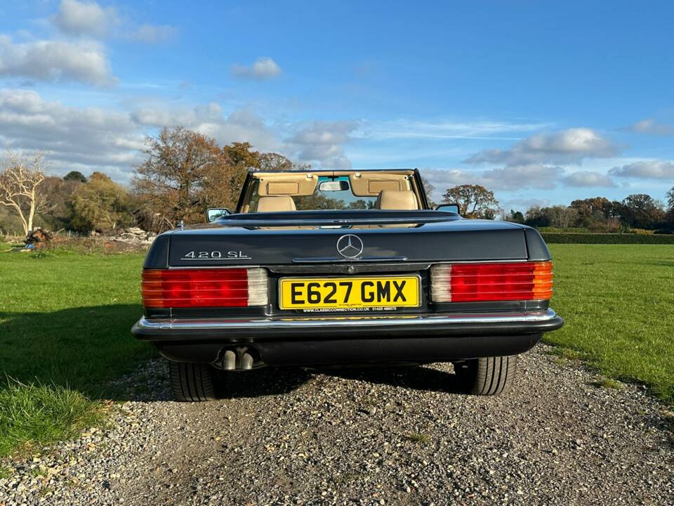 Image 8/71 of Mercedes-Benz 420 SL (1988)