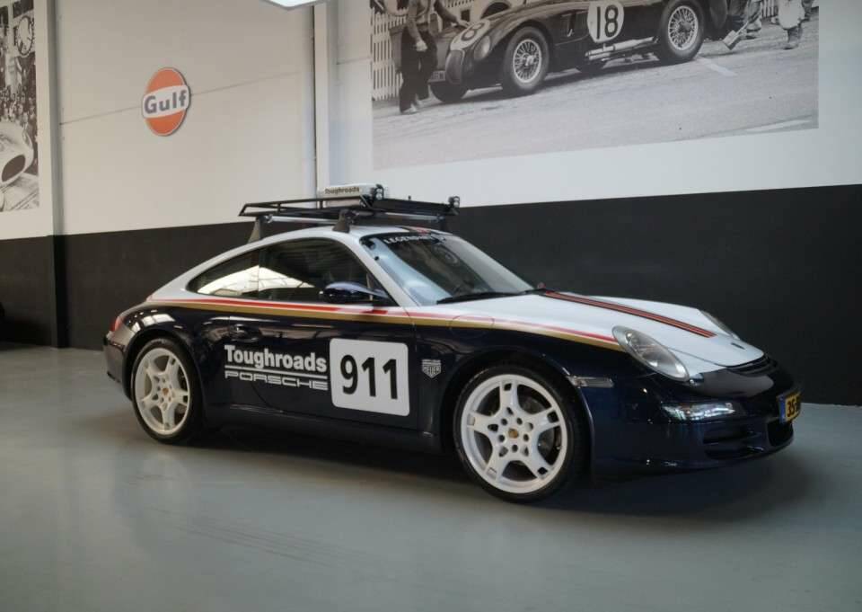 Image 1/50 de Porsche 911 Carrera (2005)