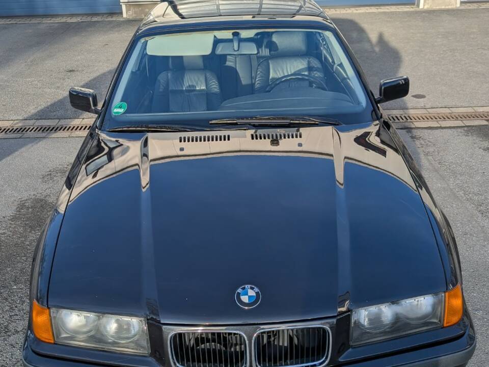 Immagine 45/72 di BMW 328i (1996)