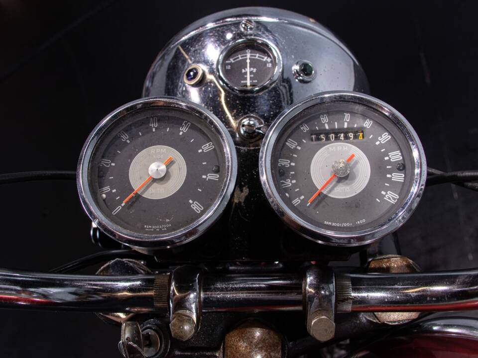 Bild 26/50 von Triumph T 100 Daytona (1969)