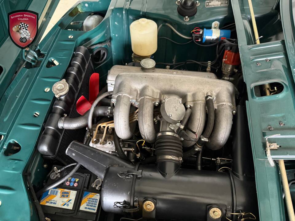 Immagine 17/89 di BMW 2002 tii Touring (1973)