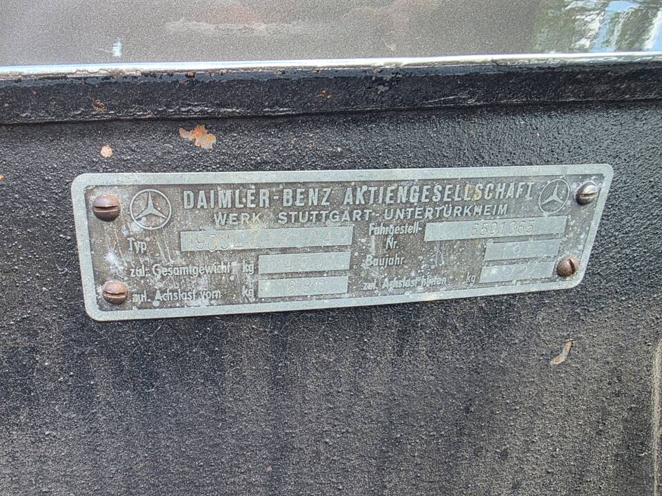 Image 17/24 de Mercedes-Benz 190 SL (1957)
