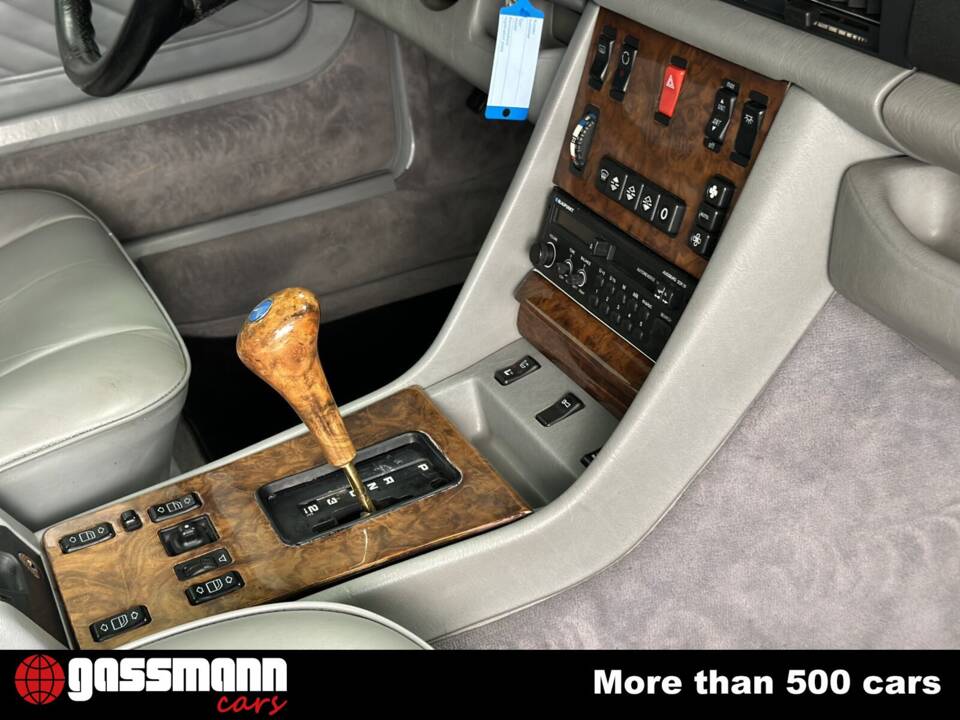 Immagine 11/15 di Mercedes-Benz 560 SEC (1989)