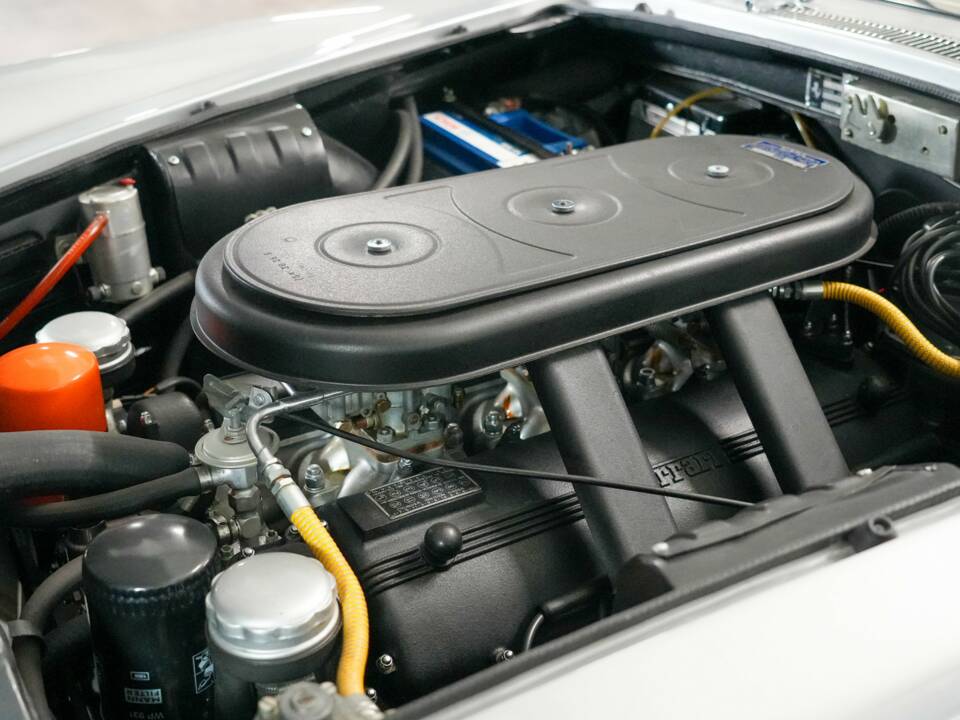 Bild 5/50 von Ferrari 330 GT (1965)