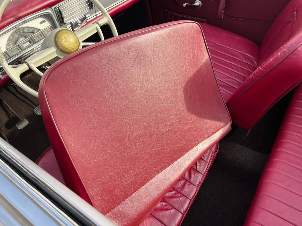 Immagine 44/87 di Peugeot 403 Cabriolet (1958)