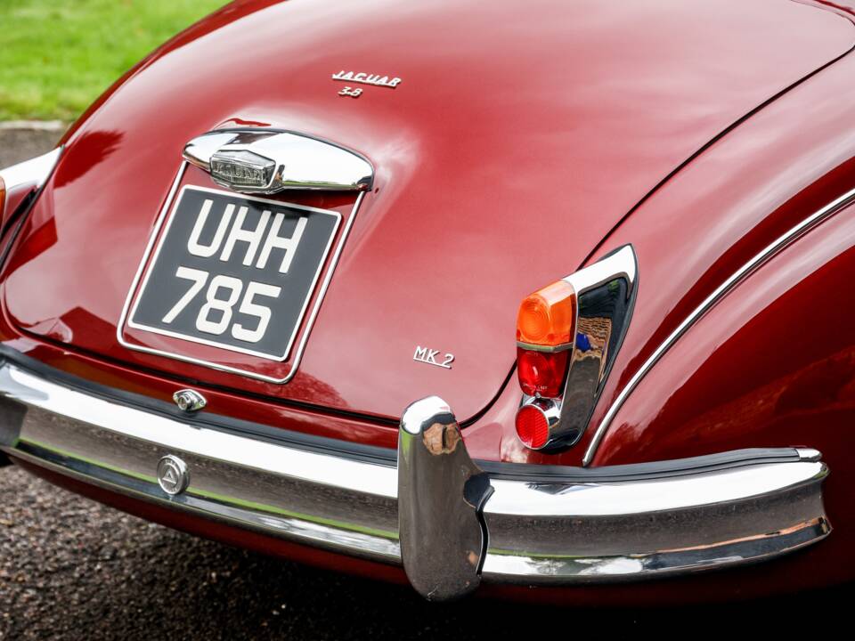 Image 19/42 of Jaguar Mk II 3.8 (1962)