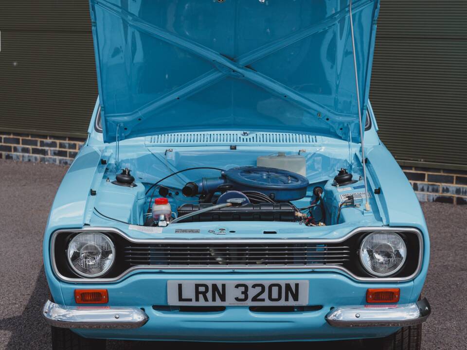Image 7/50 of Ford Escort RS 2000 (1974)