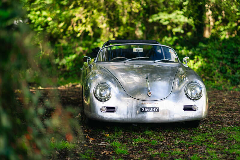 Image 14/50 of Porsche 356 C Carrera 2&#x2F;2000 GS (1964)