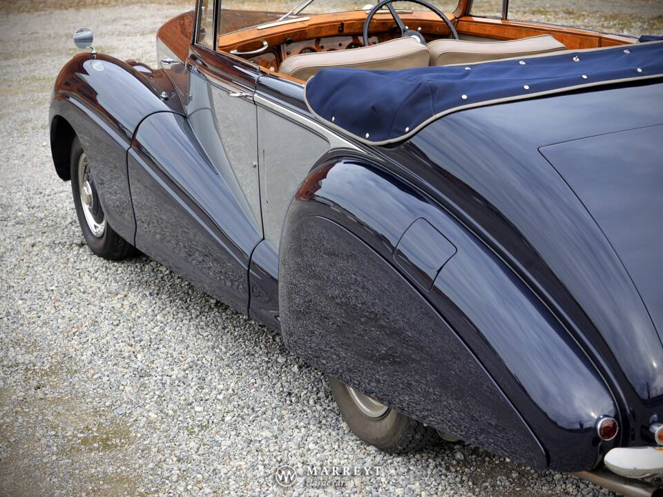 Afbeelding 33/85 van Bentley Mark VI (1951)