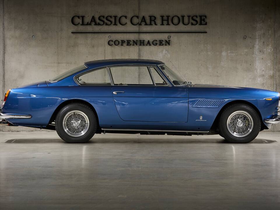 Imagen 24/100 de Ferrari 250 GT 2+2 (1963)