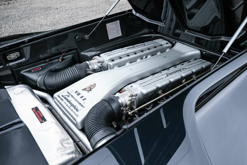 Image 3/43 of Lamborghini Diablo VT 6.0 (2000)
