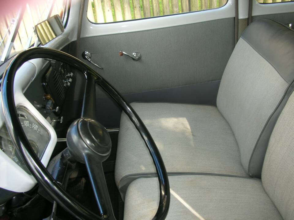 Bild 12/18 von Citroën Traction Avant 11 BL (1954)
