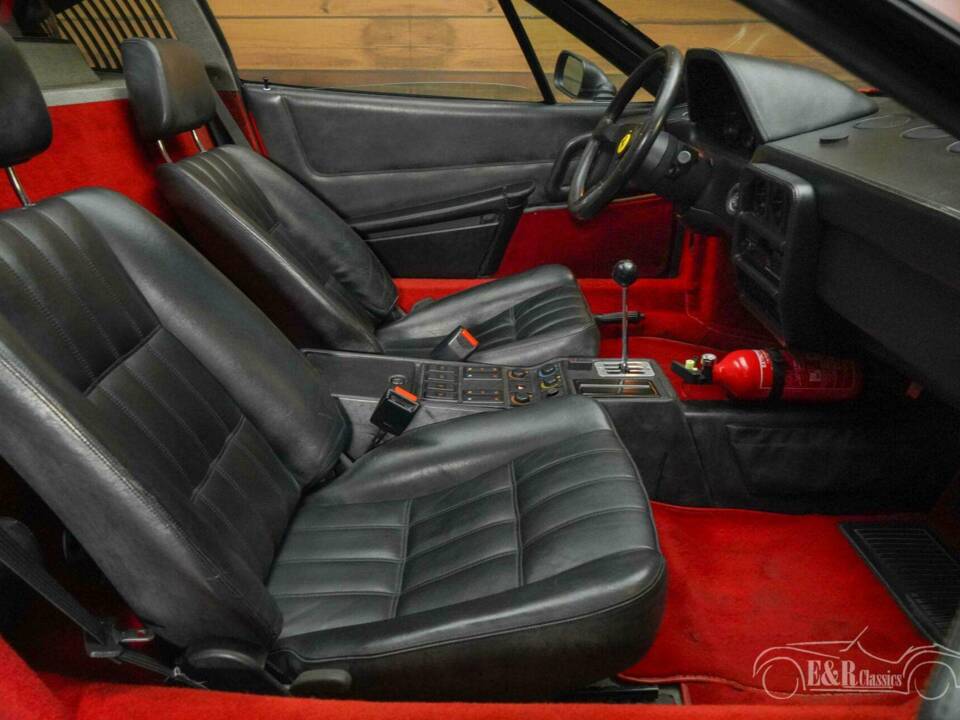 Image 16/19 de Ferrari 328 GTS (1989)