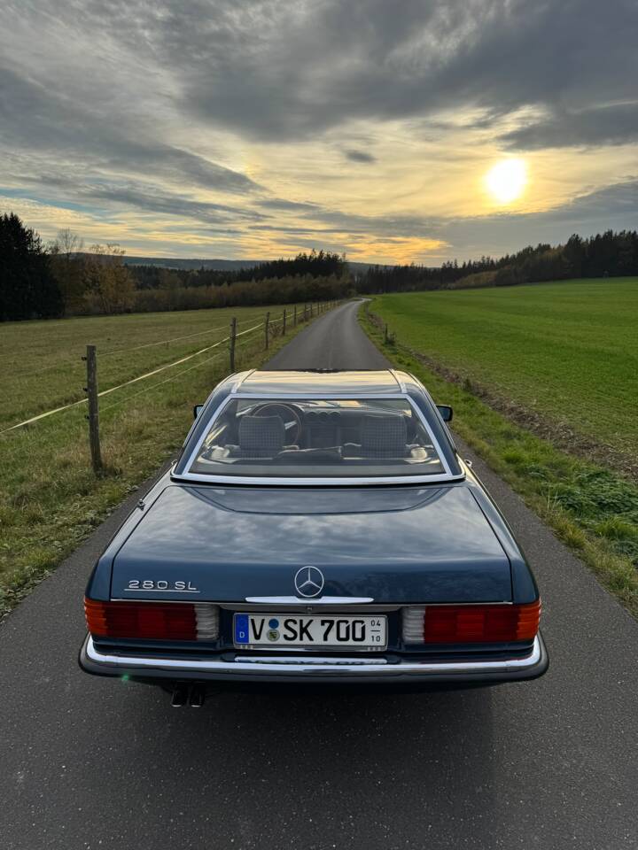 Bild 24/50 von Mercedes-Benz 280 SL (1980)