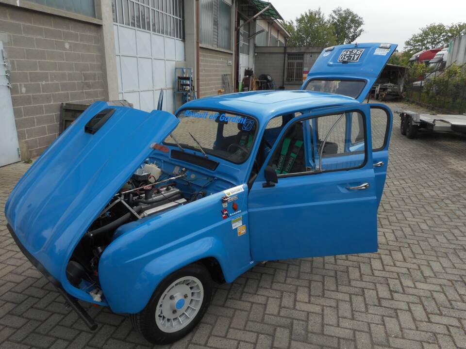 Image 28/98 de Renault R 4 TL (1984)