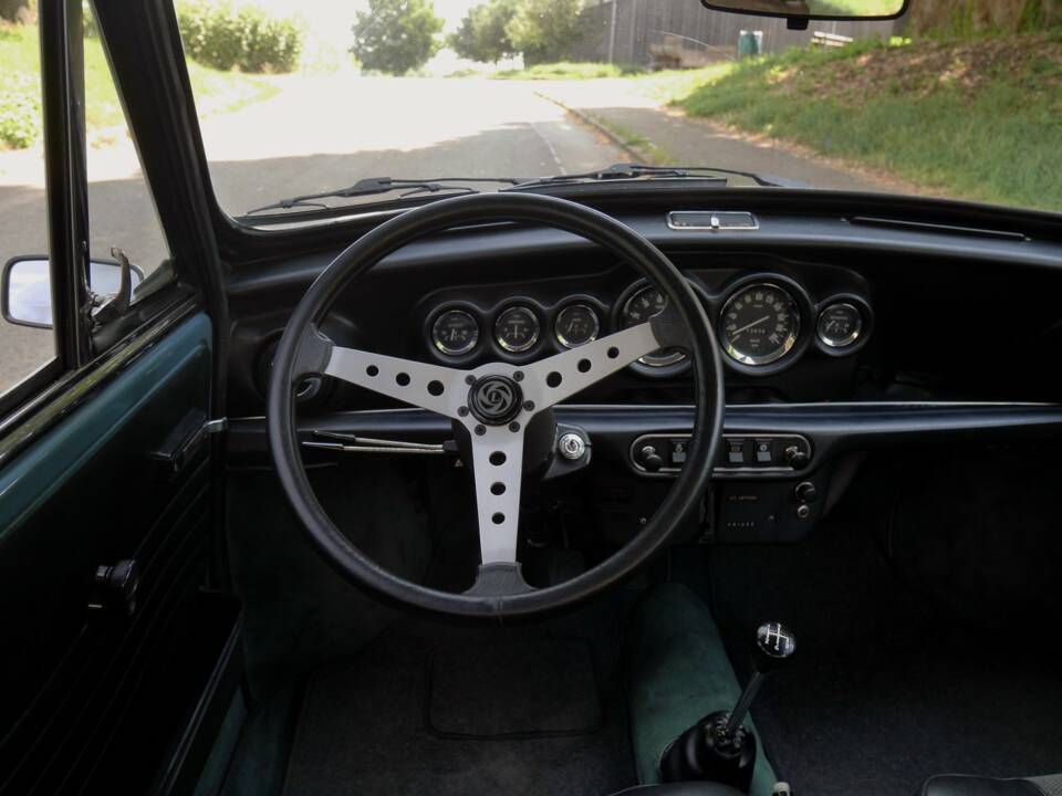 Bild 28/32 von Innocenti Mini Cooper 1300 (1973)