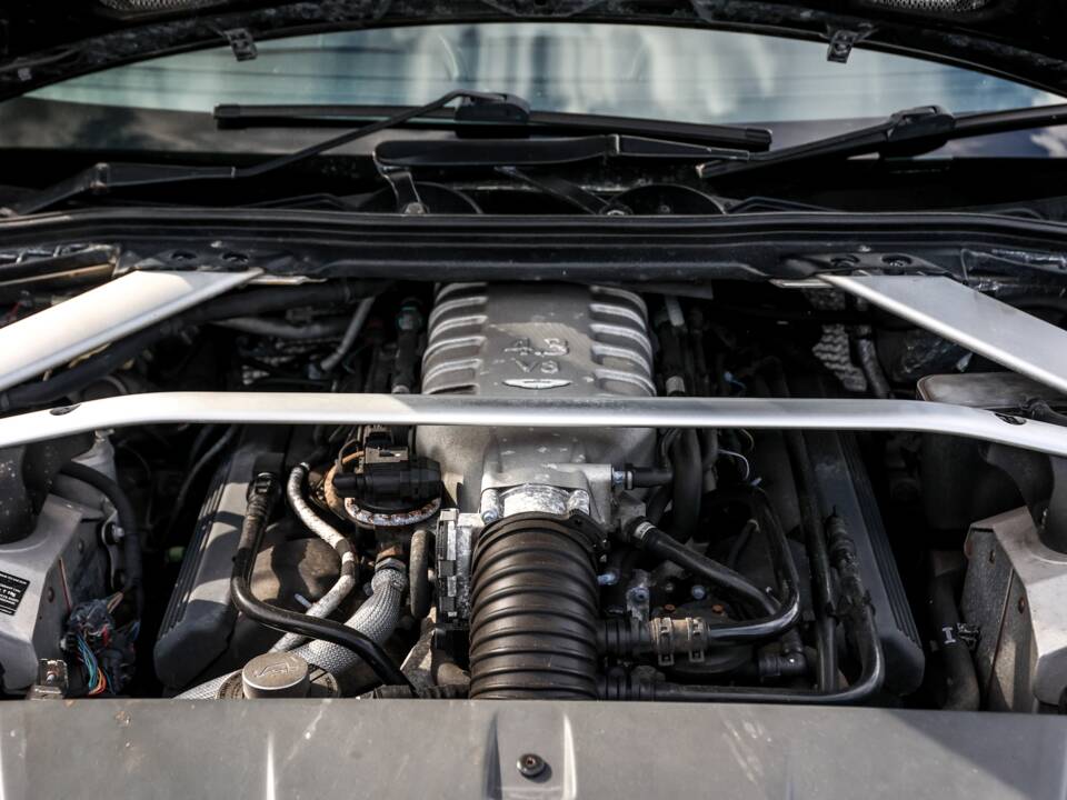 Image 25/30 de Aston Martin V8 Vantage (2007)