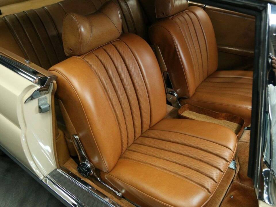 Afbeelding 26/50 van Mercedes-Benz 280 SE (1969)