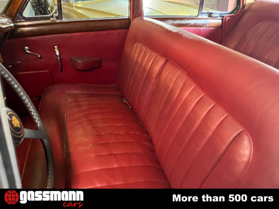 Immagine 10/15 di Jaguar Mk IX (1960)