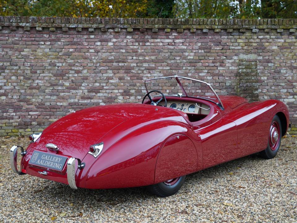 Imagen 2/50 de Jaguar XK 120 OTS (Alu) (1949)