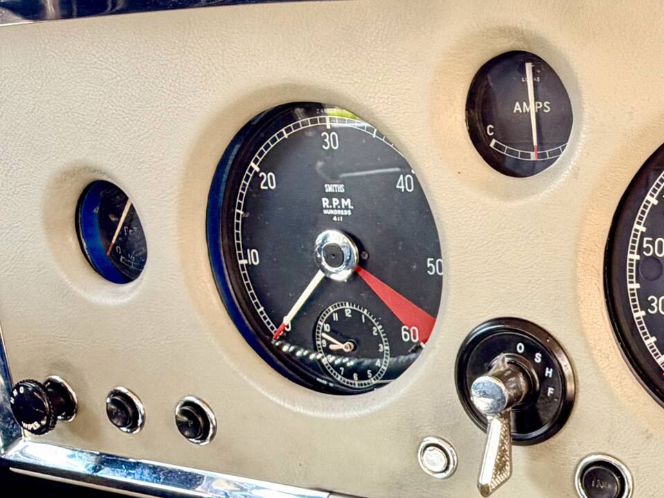 Imagen 16/20 de Jaguar XK 150 FHC (1957)