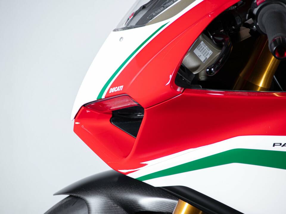 Image 19/50 of Ducati DUMMY (2018)