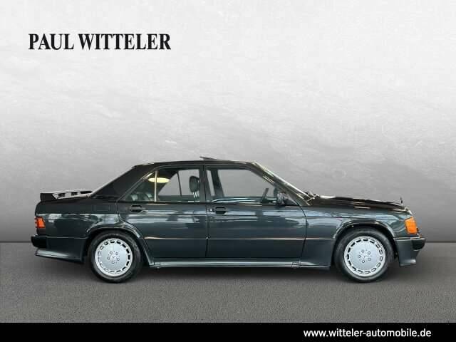 Image 5/28 de Mercedes-Benz 190 E 2.5-16 (1990)