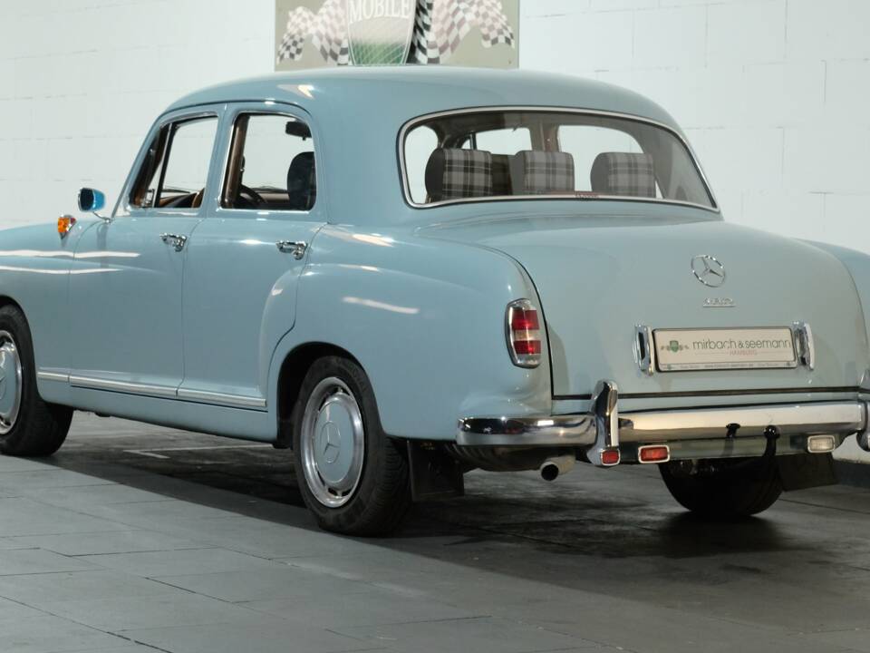 Image 3/31 of Mercedes-Benz 180 a (1958)