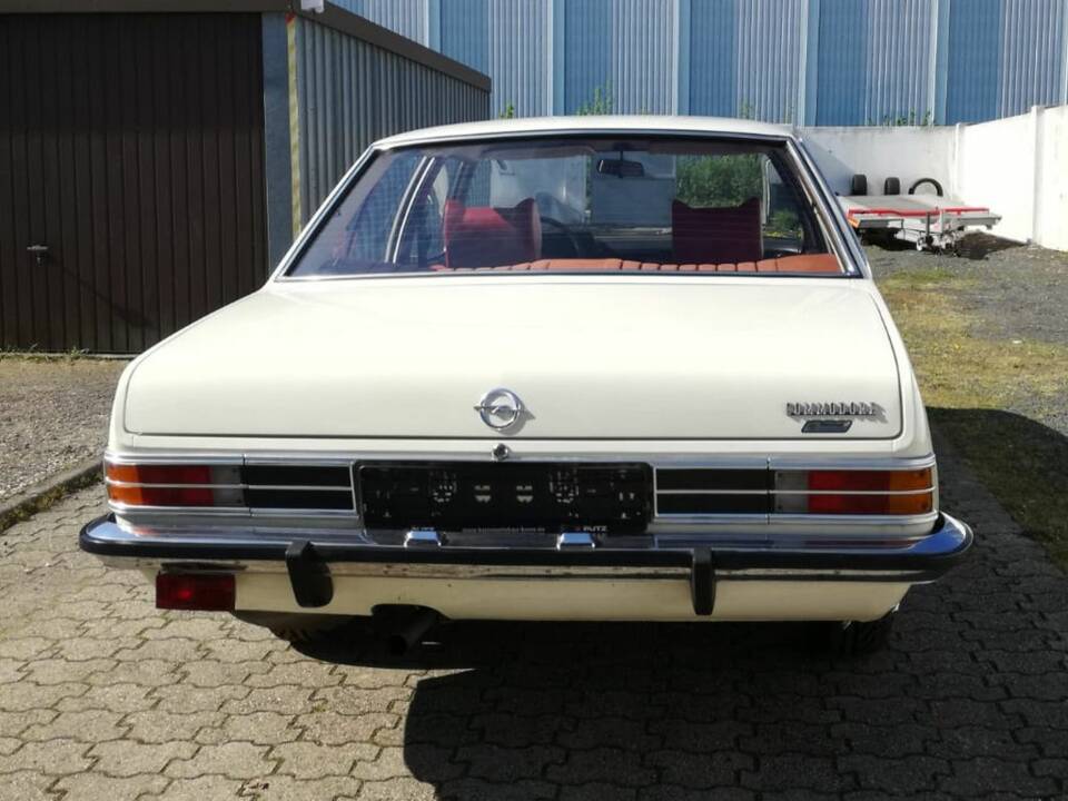 Image 7/8 of Opel Commodore 2,5 S (1973)