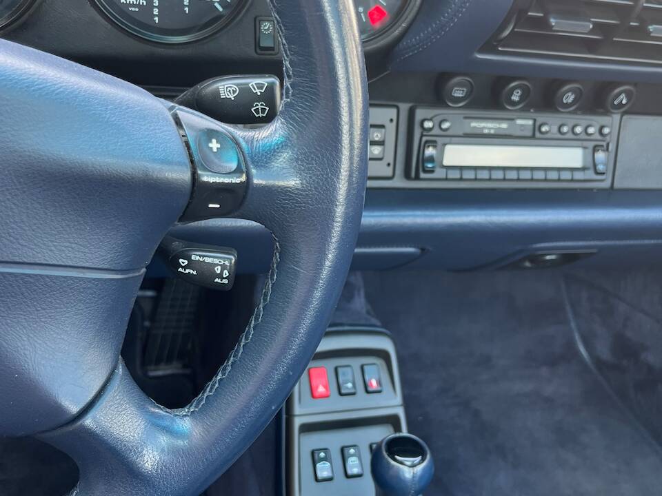 Imagen 84/96 de Porsche 911 Carrera (1996)