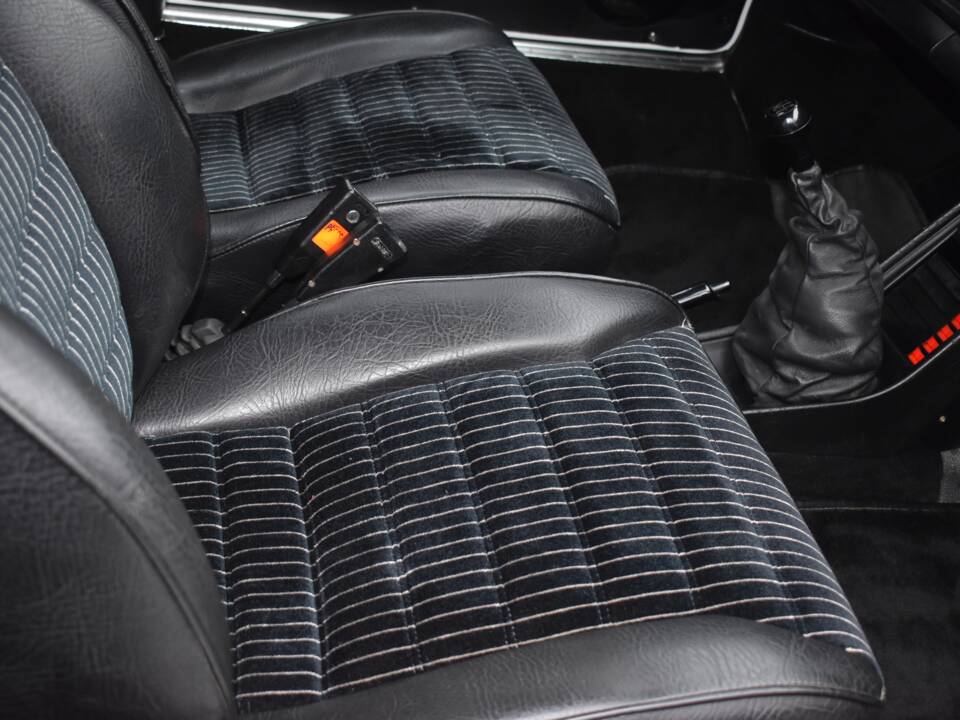 Bild 45/93 von Porsche 911 SC-L 3.1 (1978)