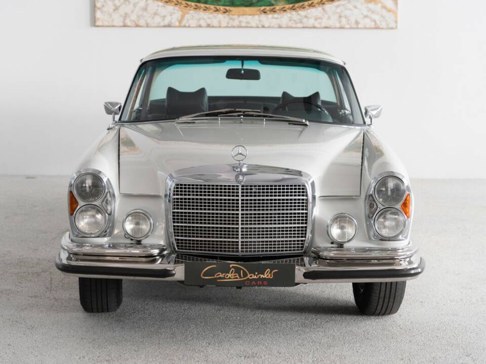 Image 15/38 of Mercedes-Benz 280 SE 3,5 (1970)