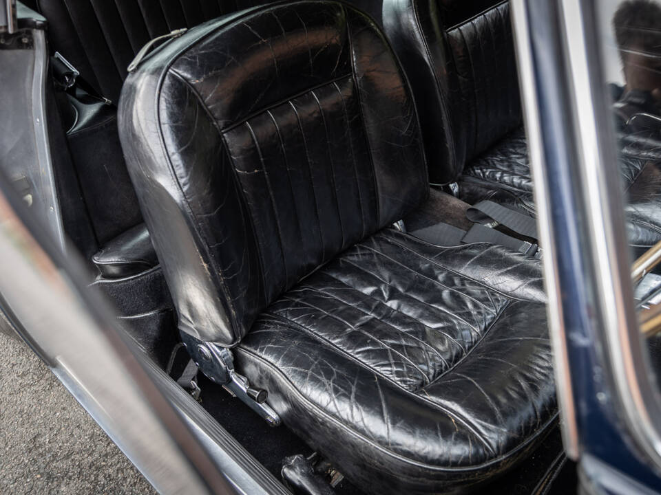 Image 66/72 de Aston Martin DB 4 (1962)