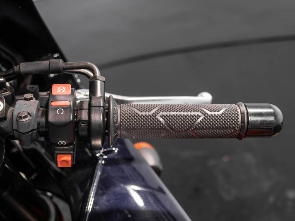 Bild 20/32 von Aprilia DUMMY (1999)