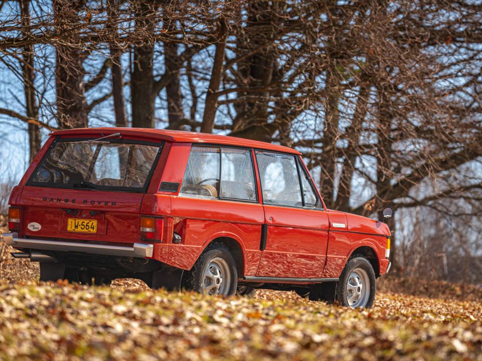 Image 11/51 of Land Rover Range Rover Classic (1973)