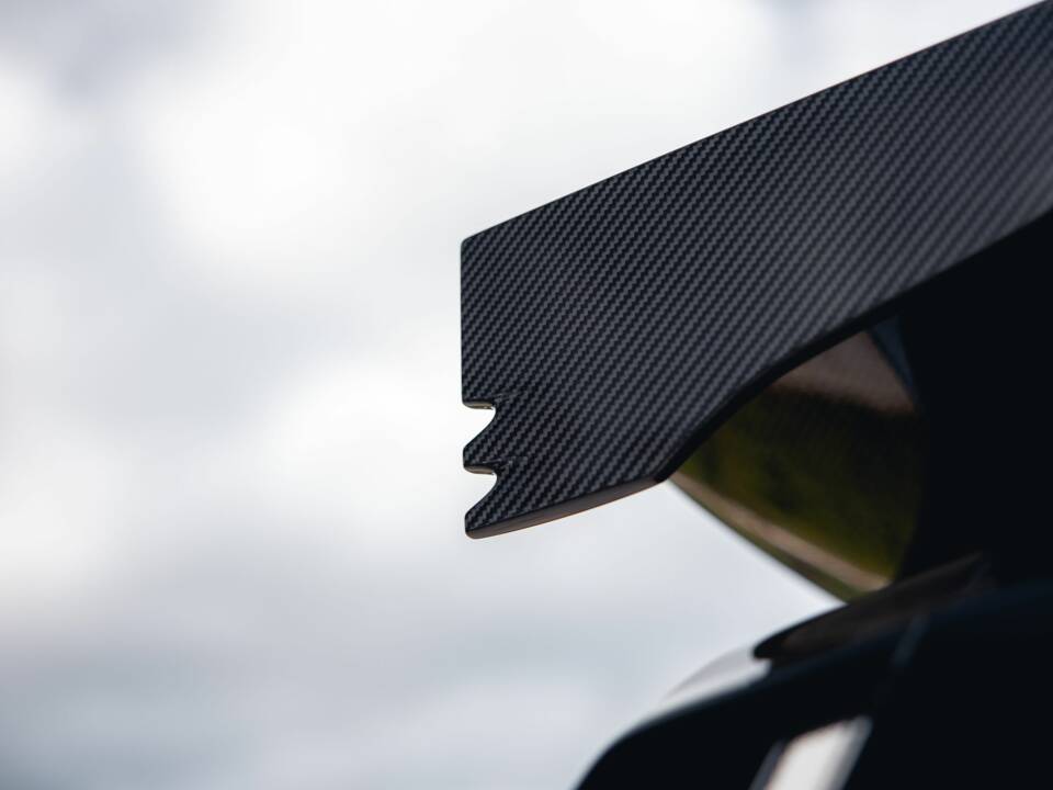 Image 33/76 de Nissan GT-R Nismo (2015)