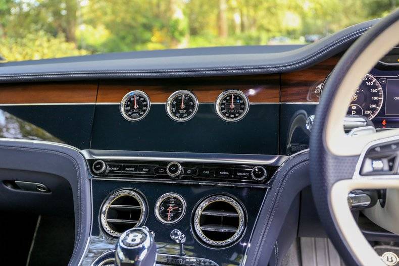Image 25/46 de Bentley Continental GT (2018)