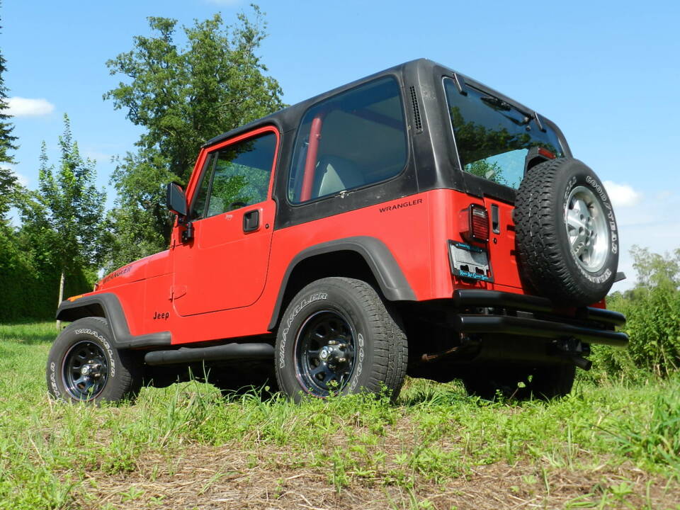 Image 3/58 de Jeep Wrangler 2.5L (1994)