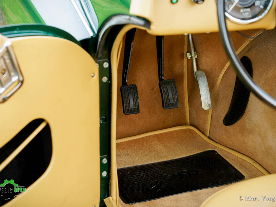 Image 7/41 of Triumph TR 3A (1959)