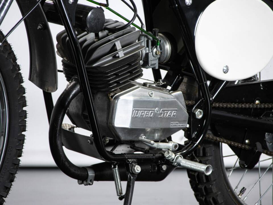 Immagine 32/49 di Aprilia Scarabeo 50 (1972)