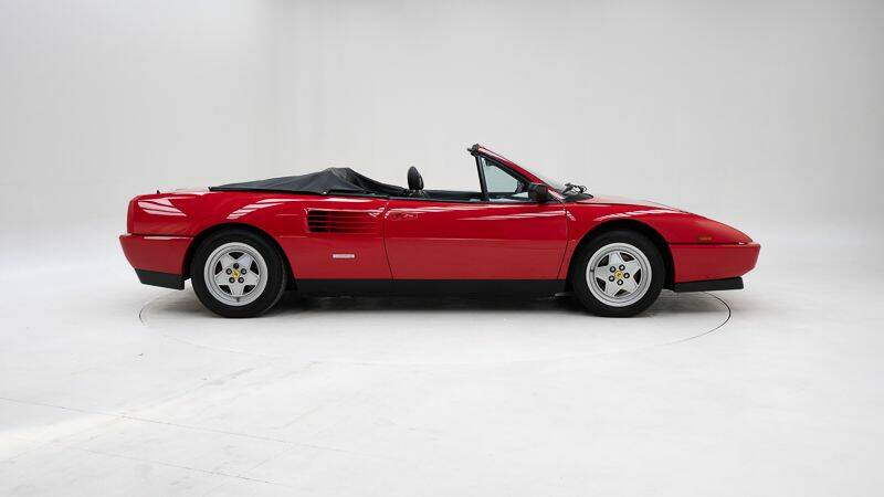 Immagine 6/15 di Ferrari Mondial T (1991)