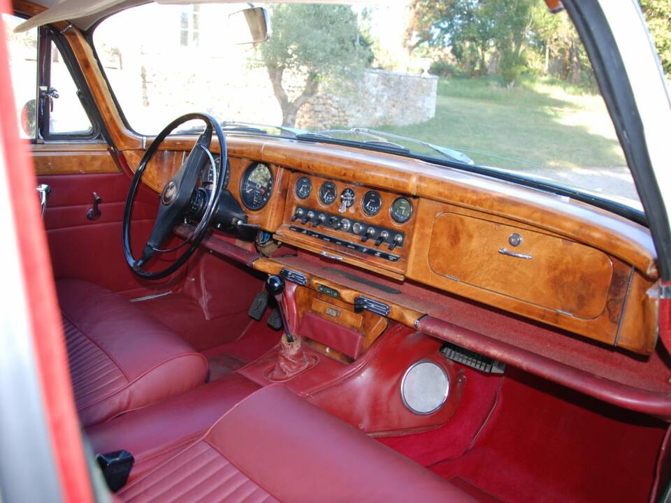 Image 8/8 de Jaguar Mk X 4.2 (1965)