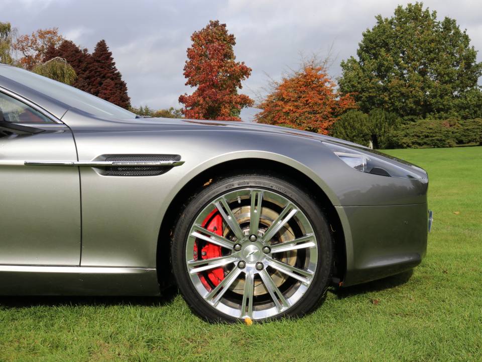 Bild 47/80 von Aston Martin Rapide (2012)