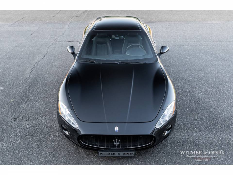 Image 3/36 of Maserati GranTurismo S (2011)