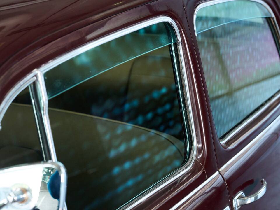 Image 9/50 of Lancia Aurelia B12 (1955)