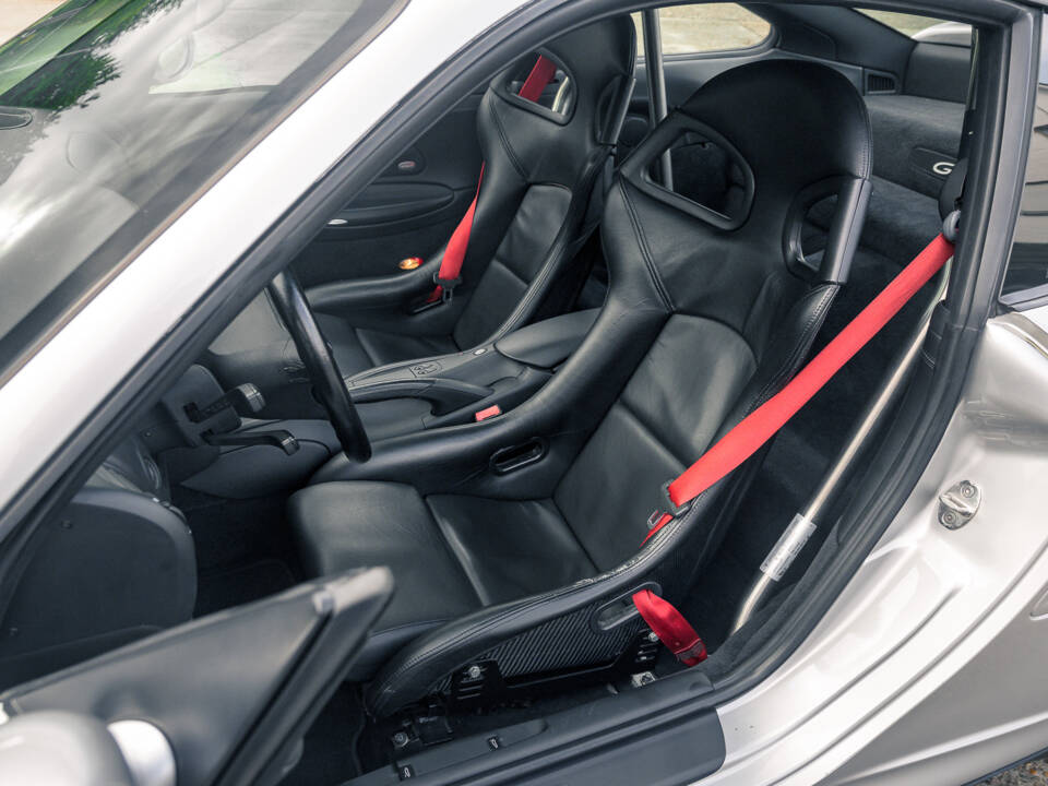 Imagen 38/61 de Porsche 911 GT2 Clubsport (2001)
