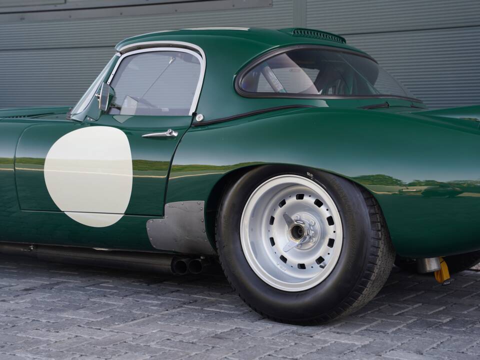 Obraz 36/50 pojazdu Jaguar E-Type "Semi-Lightweight" (1963)