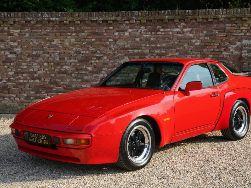 Image 25/50 of Porsche 924 (1981)